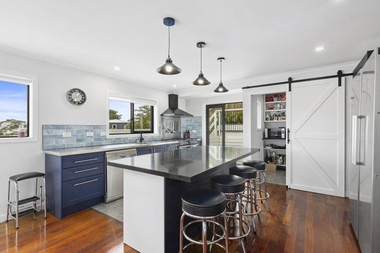 Photo of property in 83 Tannadyce Street, Strathmore Park, Wellington, 6022