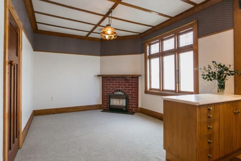 Photo of property in 78 Napier Terrace, Hospital Hill, Napier, 4110