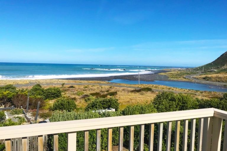 Photo of property in 3129 Mangatoetoe Grove, Cape Palliser, Pirinoa, 5772