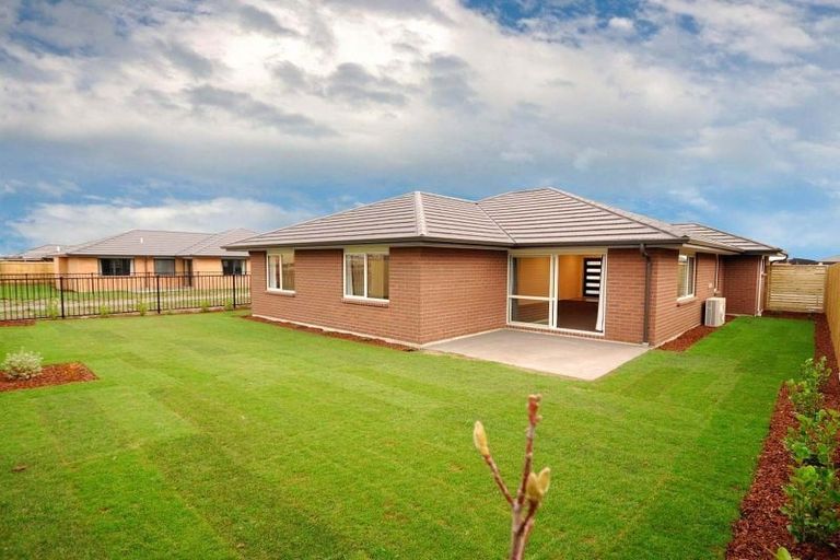 Photo of property in 27 Flint Road, Rolleston, 7614