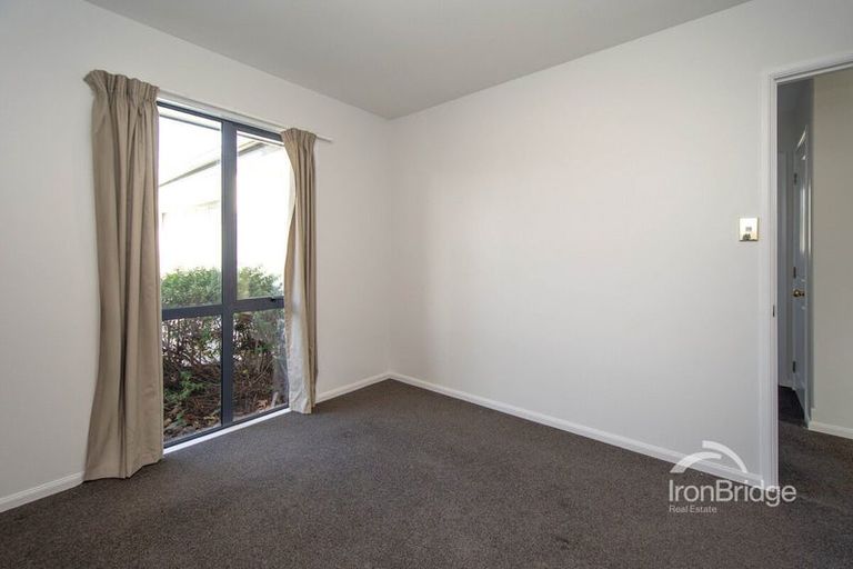Photo of property in 64 Milns Road, Halswell, Christchurch, 8025