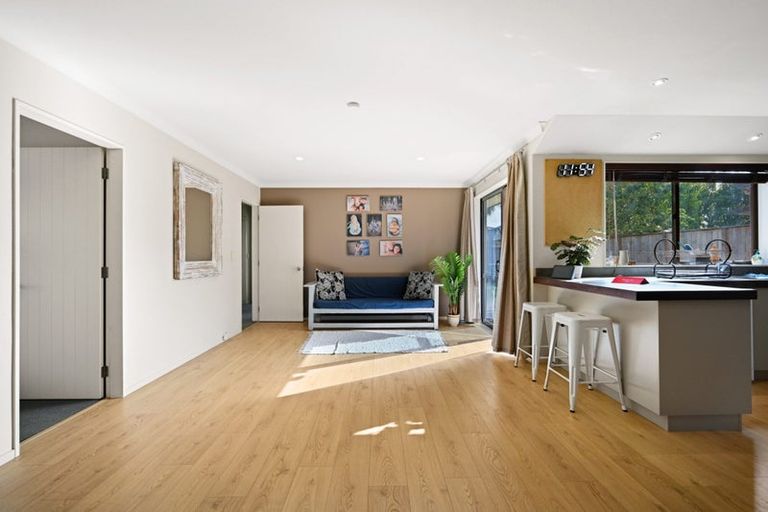 Photo of property in 4 Azure Place, Huntington, Hamilton, 3210