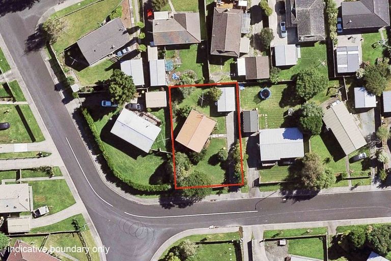 Photo of property in 28 Heathdale Crescent, Papakura, 2110