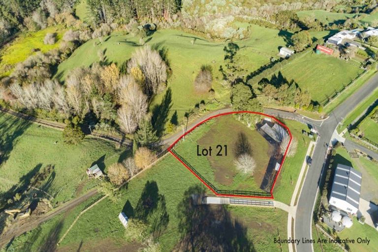 Photo of property in 85 Dean Road, Pokeno, 2471