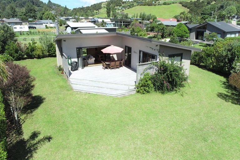 Photo of property in 100 Lil Place, Whangapoua, Coromandel, 3582