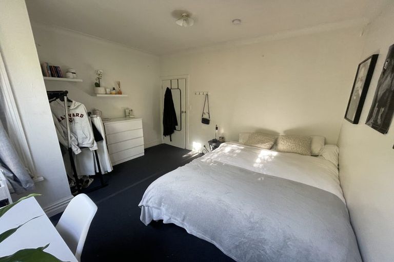 Photo of property in 84 Queen Street, North Dunedin, Dunedin, 9016