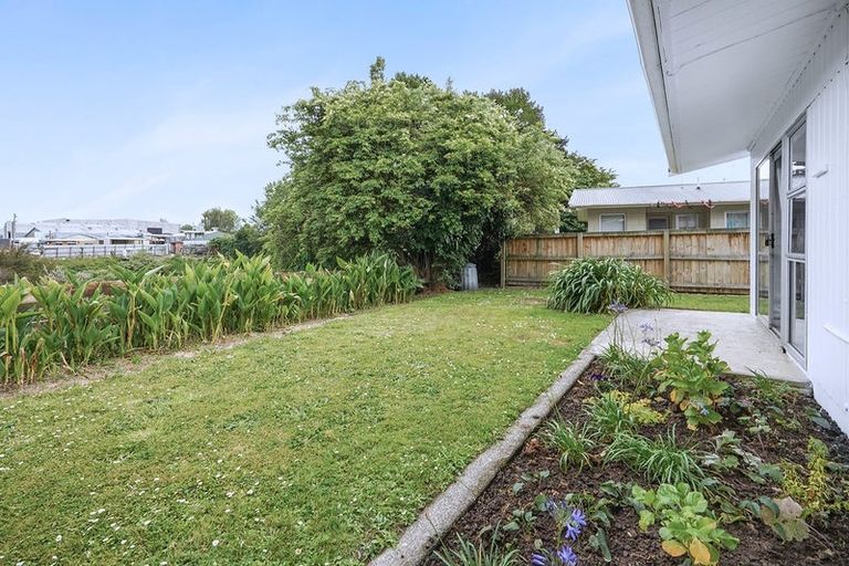 Photo of property in 2/91 Rimu Street, Maeroa, Hamilton, 3200