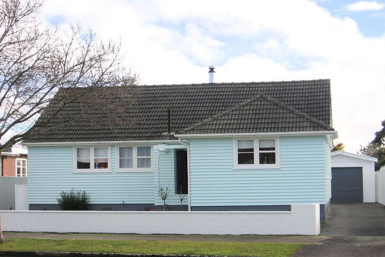 Photo of property in 57 Manson Street, Terrace End, Palmerston North, 4410