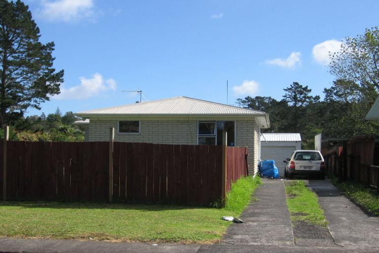 Photo of property in 83 Riverpark Crescent, Henderson, Auckland, 0610