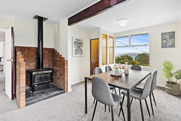 Photo of property in 45 Hiwi Crescent, Titahi Bay, Porirua, 5022