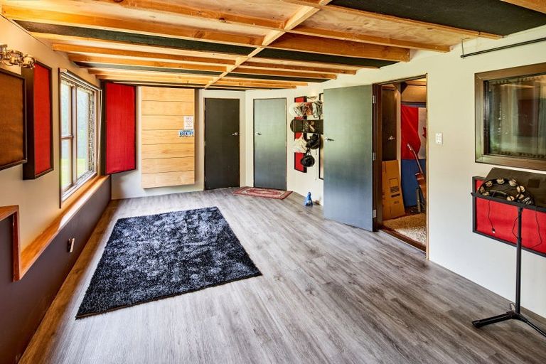 Photo of property in 39 Cleary Street, Waterloo, Lower Hutt, 5011