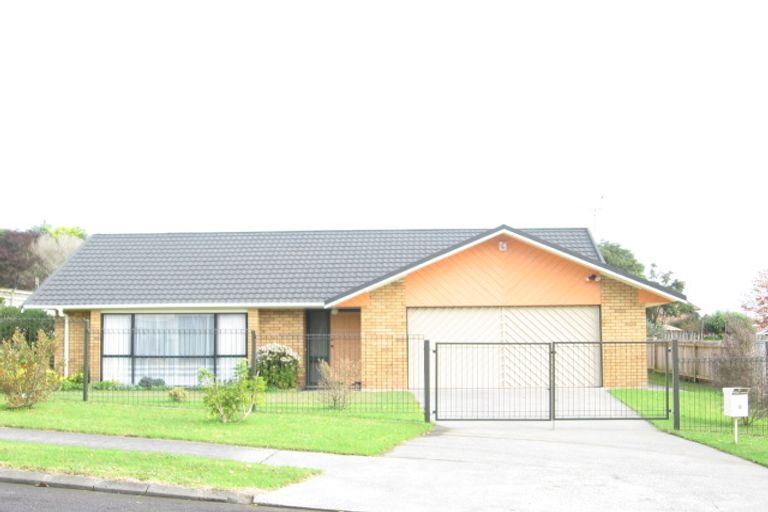 Photo of property in 9 Peretao Rise, The Gardens, Auckland, 2105