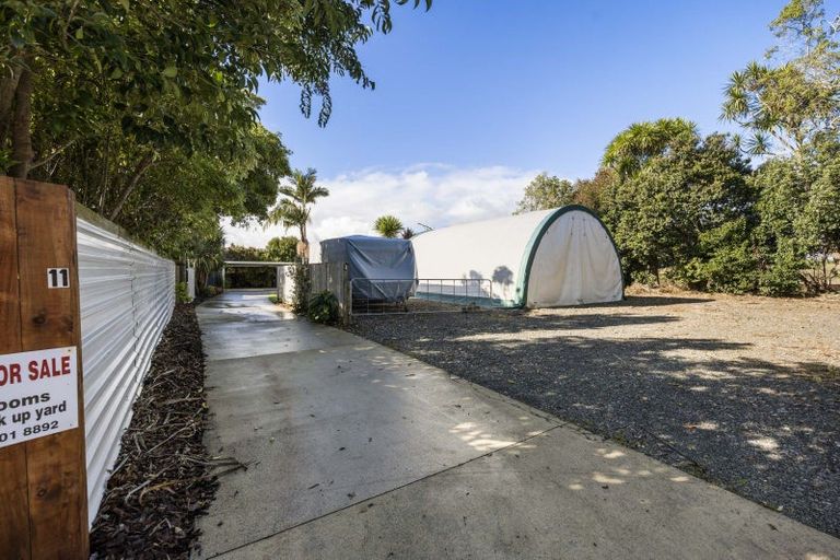 Photo of property in 11 Second Avenue, Glenbrook, Waiuku, 2681