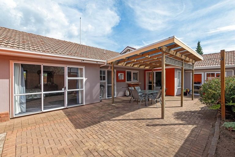 Photo of property in 22 Tumene Drive, Owhata, Rotorua, 3010