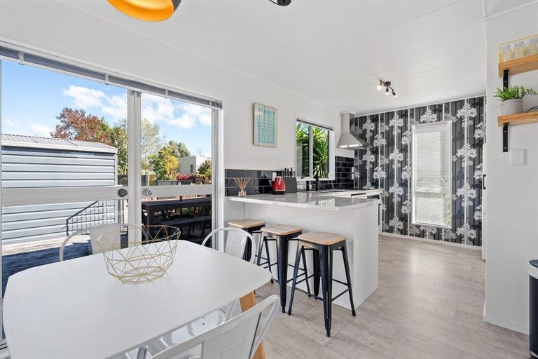 Photo of property in 36 Malcolm Street, Martinborough, 5711