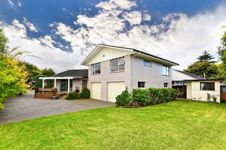 Photo of property in 12 Pelorus Place, Harewood, Christchurch, 8051