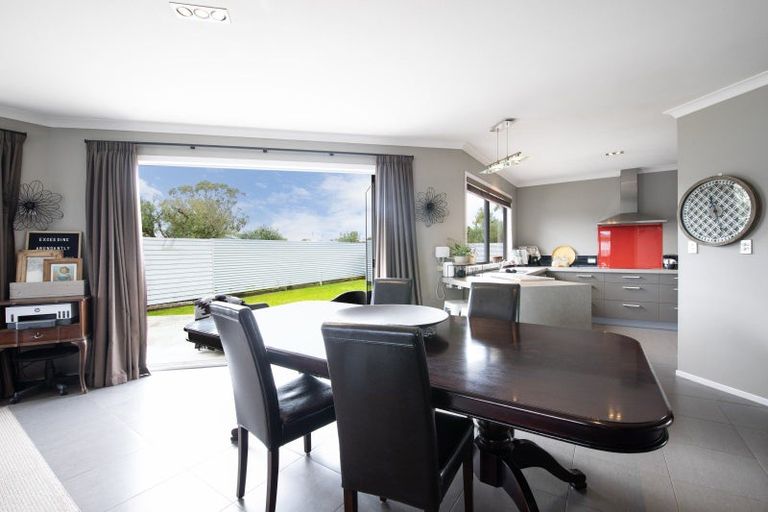 Photo of property in 444a Main North Road, Bay View, Napier, 4104