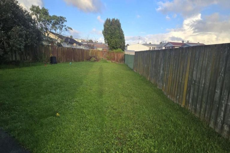 Photo of property in 3/59 Cardiff Road, Pakuranga, Auckland, 2010