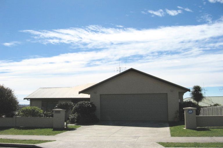Photo of property in 14 Vanderbilt Place, Welcome Bay, Tauranga, 3112