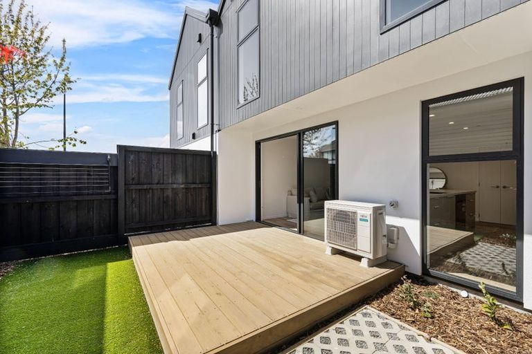 Photo of property in 2/74 Grenville Street, Waltham, Christchurch, 8011