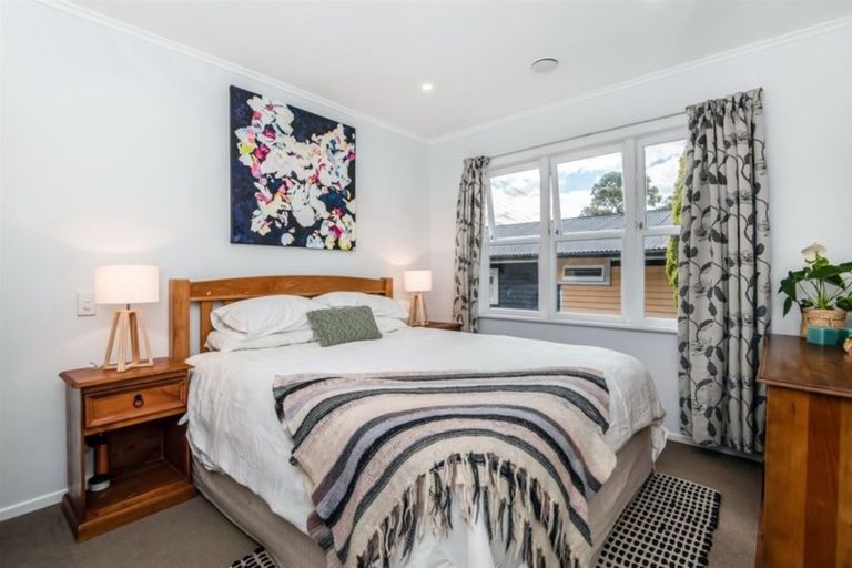 Photo of property in 81 Verbena Road, Birkdale, Auckland, 0626