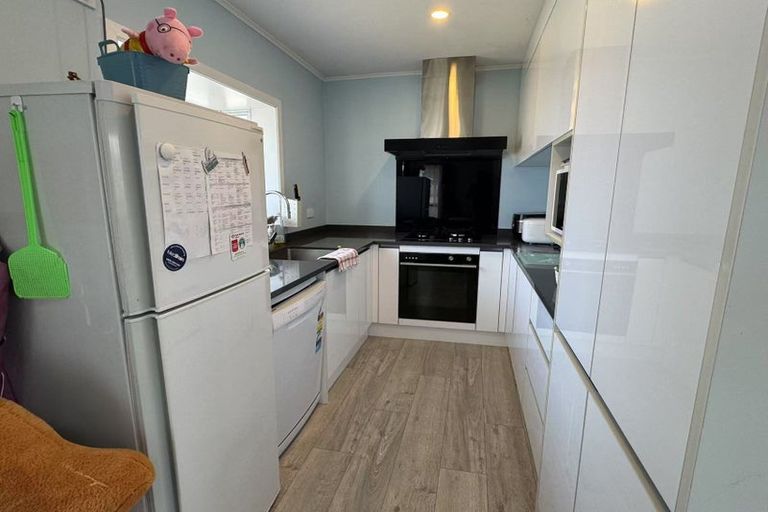 Photo of property in 4 Cedar Place, Hillcrest, Hamilton, 3216