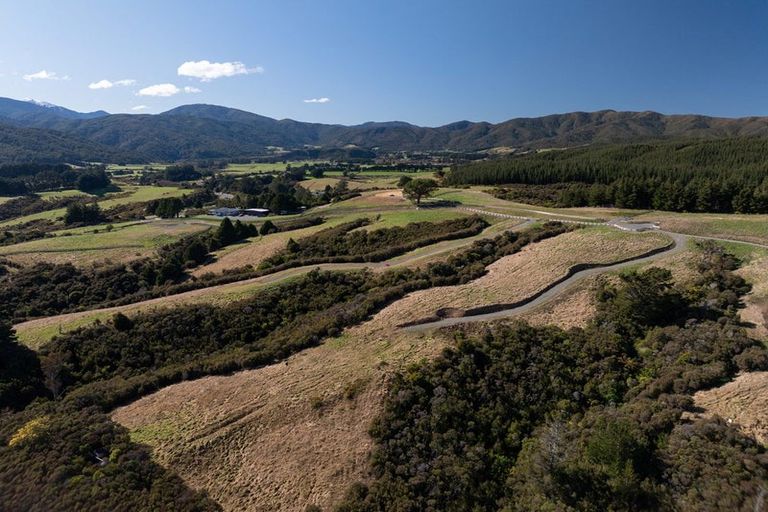 Photo of property in 14 Raikes Road, Kaitoke, Upper Hutt, 5018