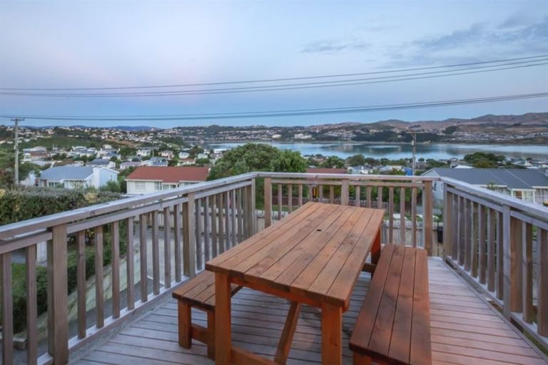 Photo of property in 22 Piko Street, Titahi Bay, Porirua, 5022
