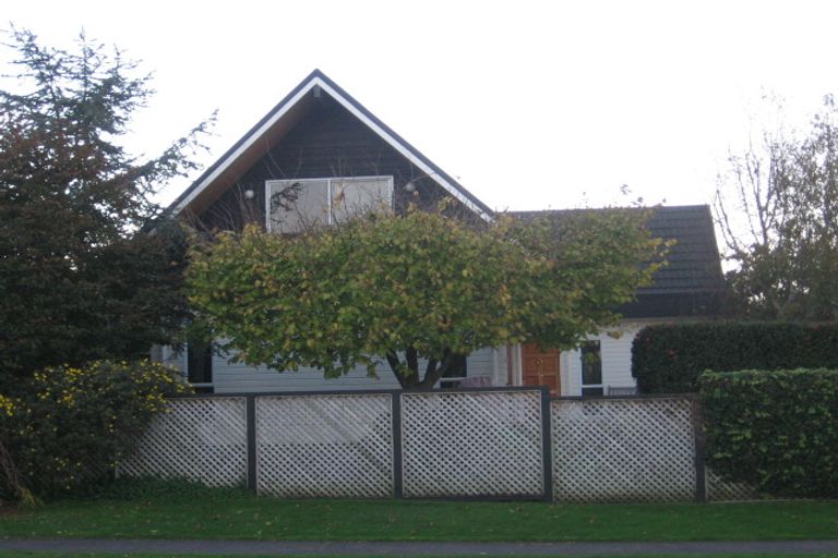 Photo of property in 93 Wiseley Road, West Harbour, Auckland, 0618