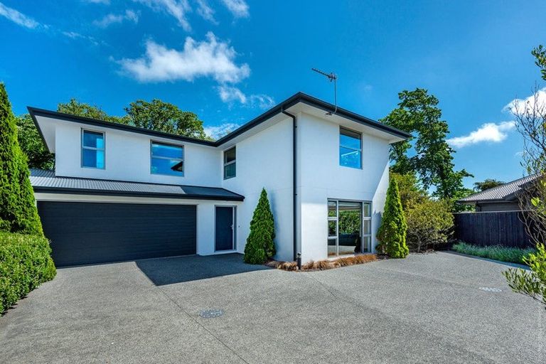 Photo of property in 18 Jennabelle Lane, Halswell, Christchurch, 8025