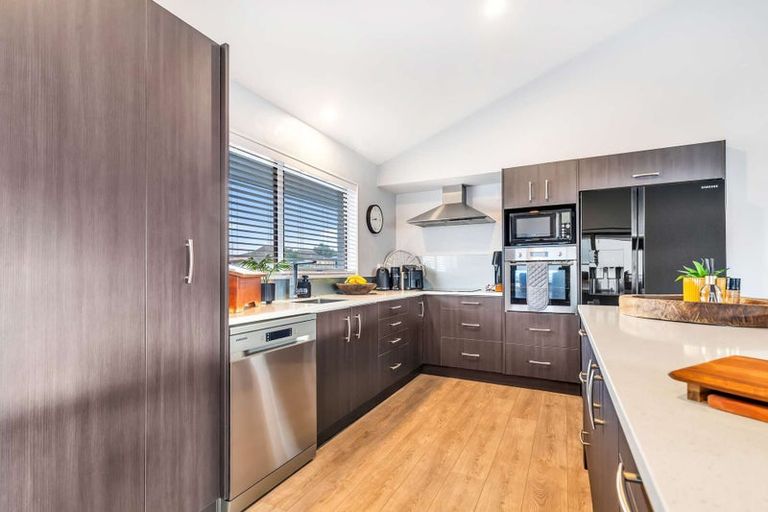 Photo of property in 910b Papamoa Beach Road, Papamoa Beach, Papamoa, 3118