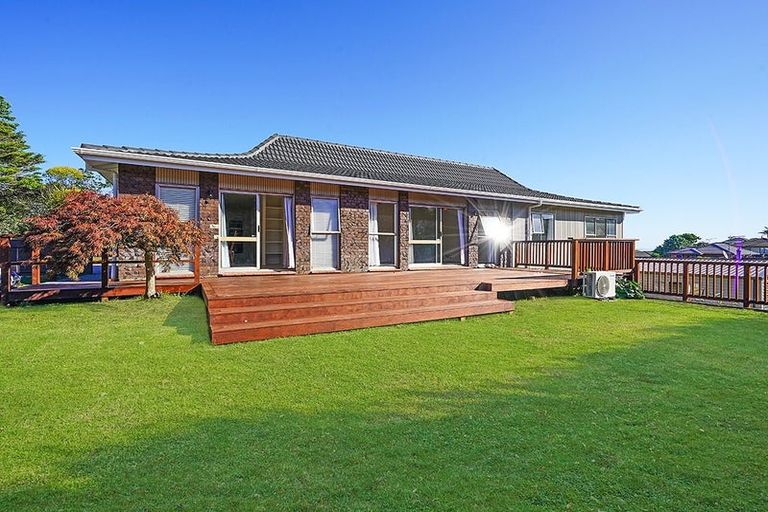 Photo of property in 9 Banksia Place, Goodwood Heights, Auckland, 2105