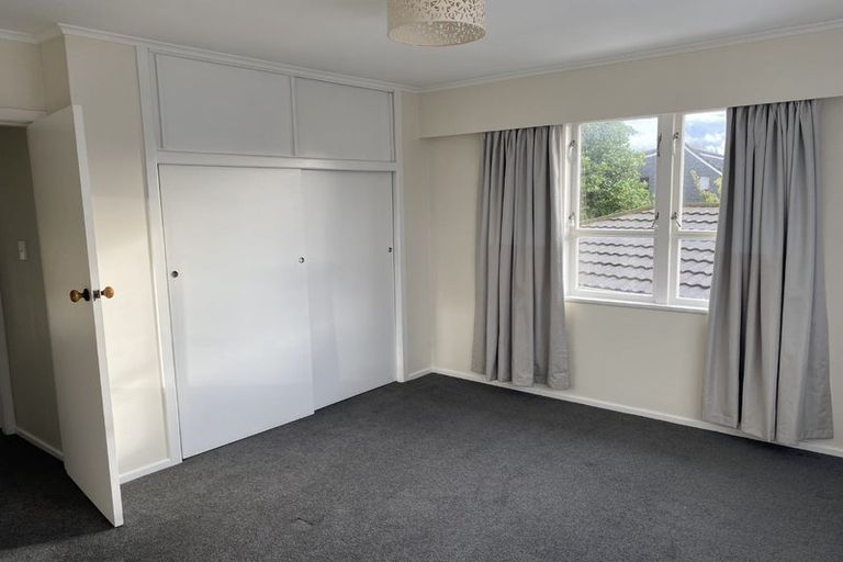 Photo of property in 30a Saint Ronans Avenue, Waterloo, Lower Hutt, 5011