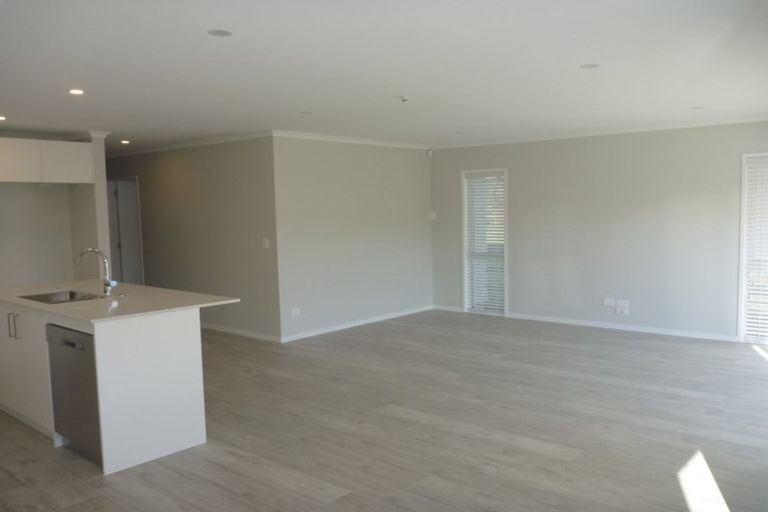 Photo of property in 120 Matua Road, Huapai, Kumeu, 0810