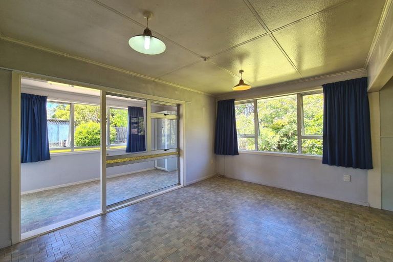 Photo of property in 109 Huaroa Street, Coromandel, 3506