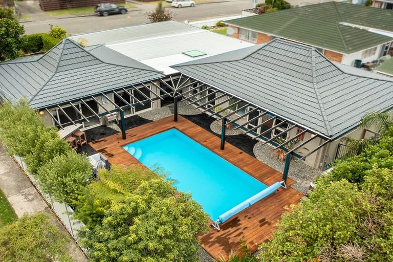 Photo of property in 103 Hillcrest Road, Raumati Beach, Paraparaumu, 5032