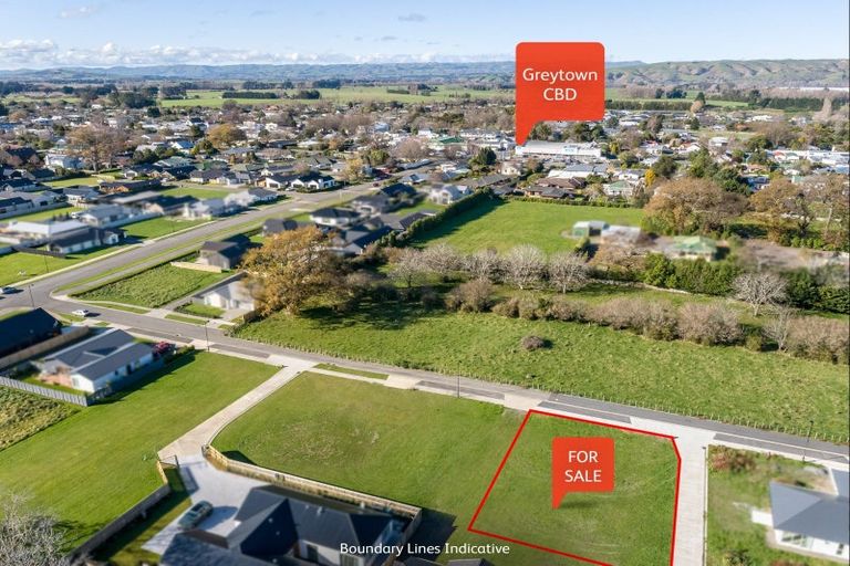 Photo of property in 12 Stevens Drive, Greytown, 5712
