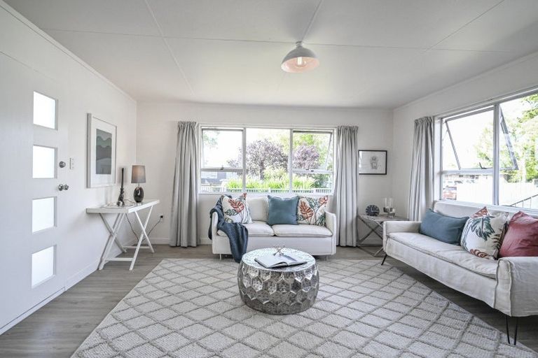 Photo of property in 8 Cartier Crescent, Flaxmere, Hastings, 4120