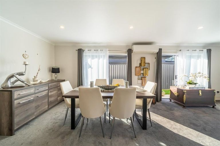 Photo of property in 2 Pattullo Crescent, Wallaceville, Upper Hutt, 5018