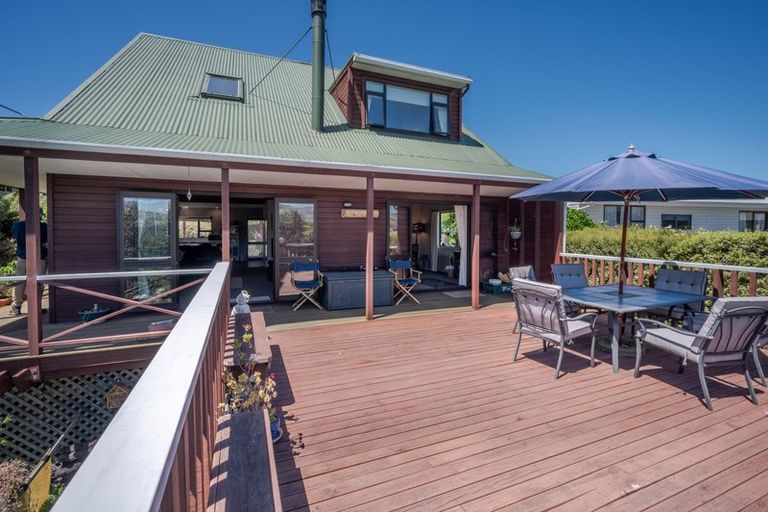 Photo of property in 5 Ngaio Grove, Robinsons Bay, Akaroa, 7581