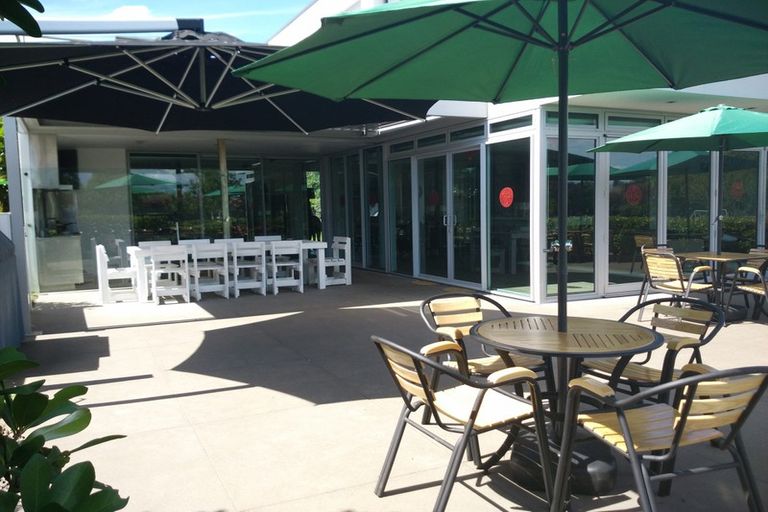 Photo of property in 209 Karaka Nth Road, Karaka, Papakura, 2580