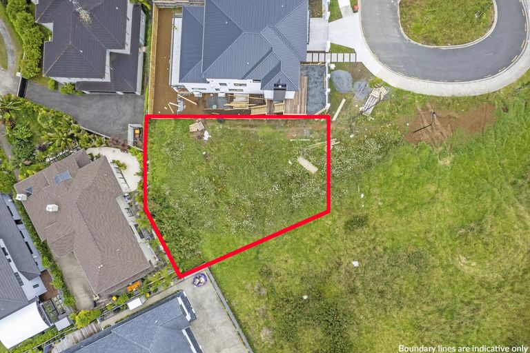 Photo of property in 13 Alan John Place, East Tamaki Heights, Auckland, 2016