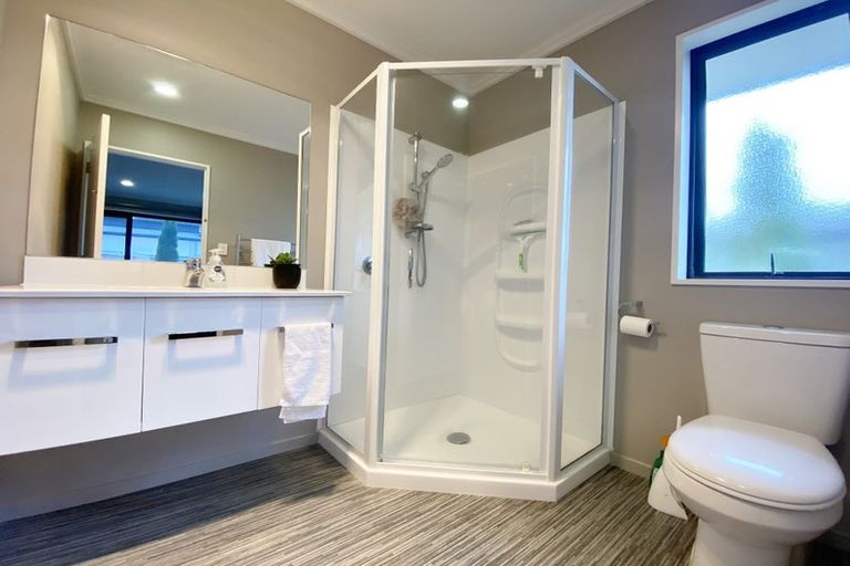 Photo of property in 53 Aroha Street, Pegasus, 7612