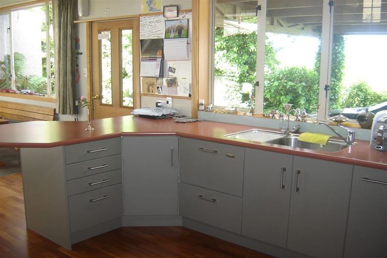 Photo of property in 9 Pembroke Street, Waimate, 7980