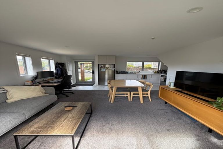 Photo of property in 1/11 Cressy Street, Waterloo, Lower Hutt, 5011