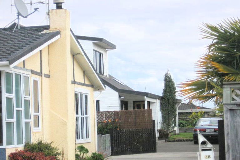 Photo of property in 8b Fairway Avenue, Mount Maunganui, 3116