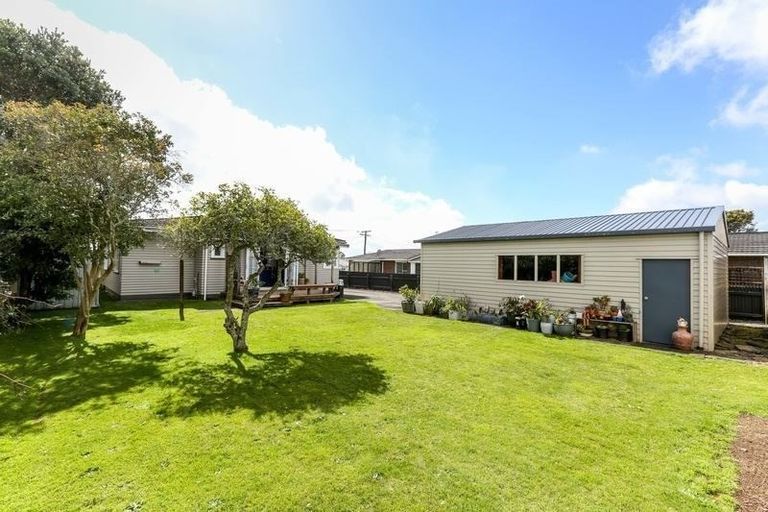 Photo of property in 12 Rawhiti Street, Vogeltown, New Plymouth, 4310