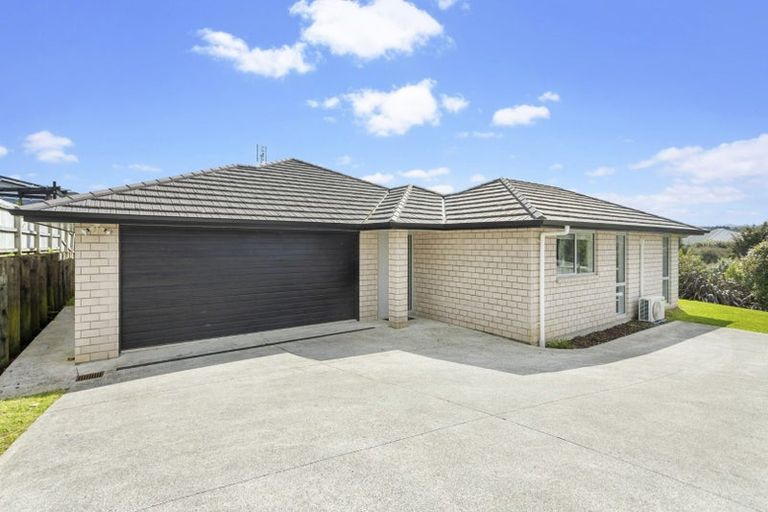 Photo of property in 60 Helenslee Road, Pokeno, 2402