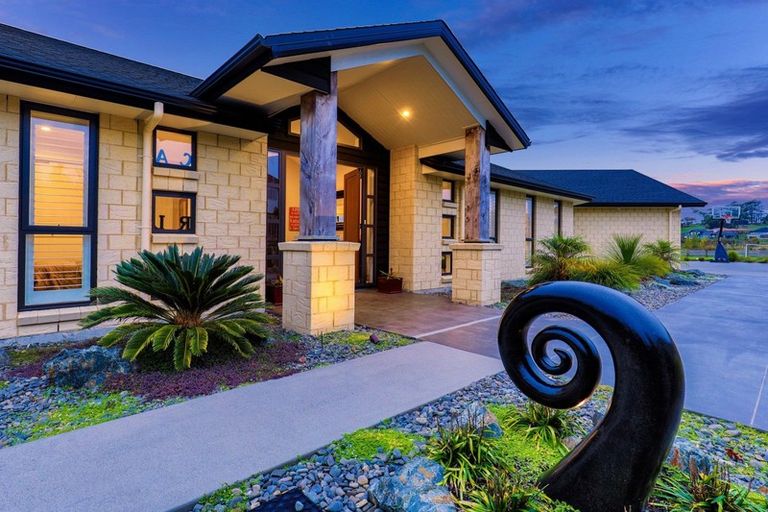 Photo of property in 13 Oak Valley Road, Dairy Flat, Albany, 0792