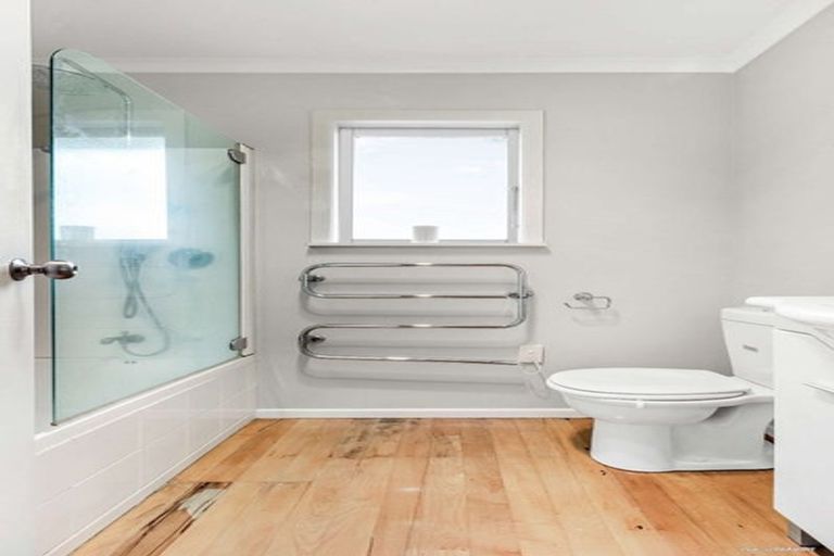 Photo of property in 14 Challinor Street, Pakuranga, Auckland, 2010